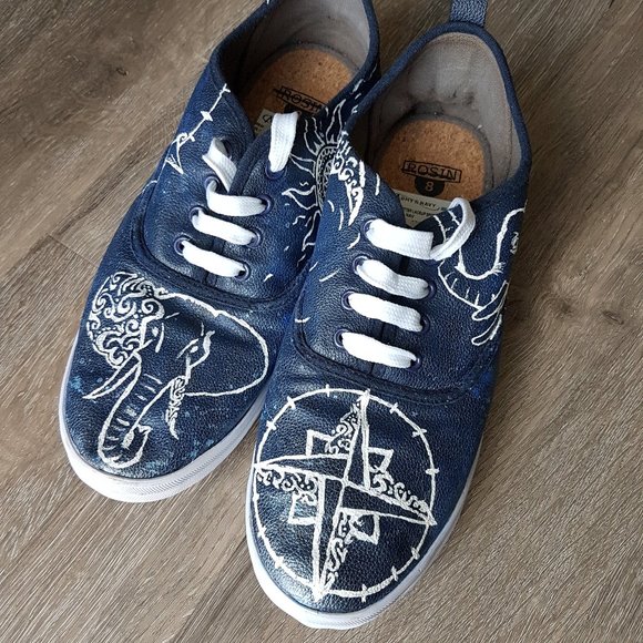 Women Hand painted sneakers - Picture 1 of 7